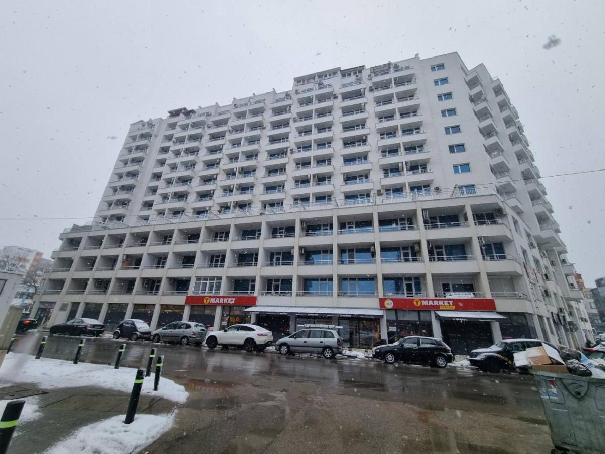 סופיה Huge Apartment With A Parking Space In The Same Building מראה חיצוני תמונה